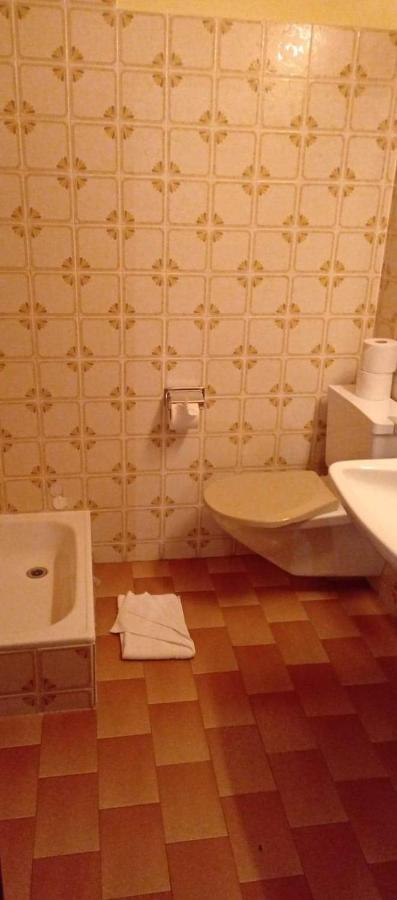 Garni Fluela Susch Hotel Екстериор снимка