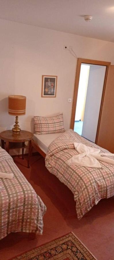 Garni Fluela Susch Hotel Екстериор снимка
