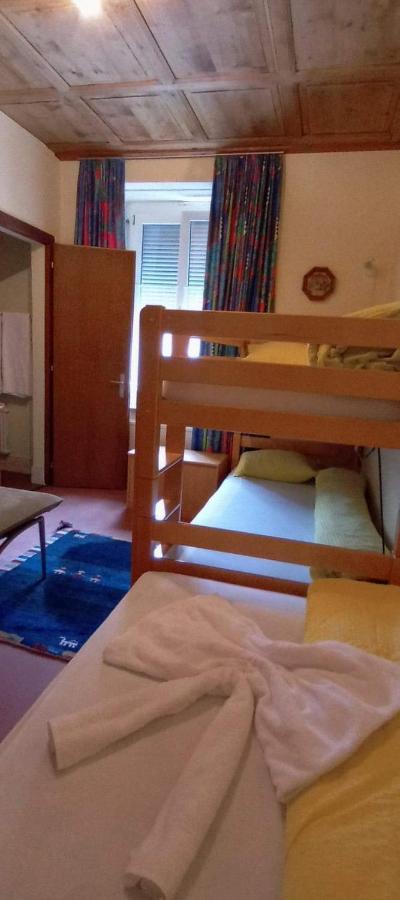 Garni Fluela Susch Hotel Екстериор снимка