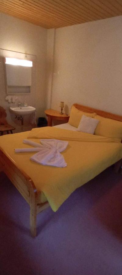 Garni Fluela Susch Hotel Екстериор снимка